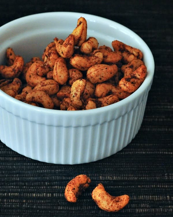 YOYO BiTES 4 Flavour Cashew Combo Pack | Gift Box